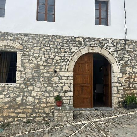 Hotel Omer The Ottoman House Berat Exterior photo